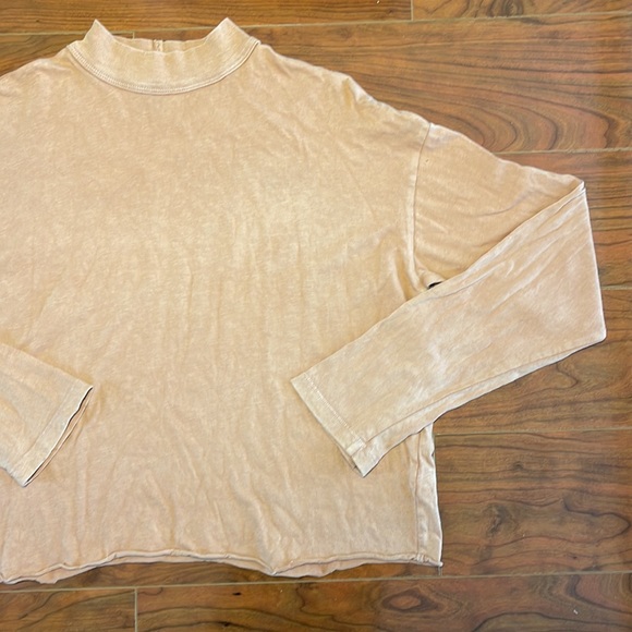 Aerie Tan Long Sleeve Mock Neck Slightly Cropped Tee Shirt - Picture 2 of 9
